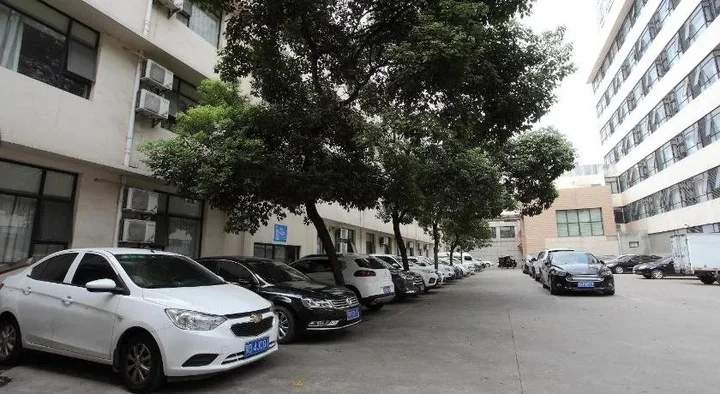 Цзинчжоу: Yunqi Hotel