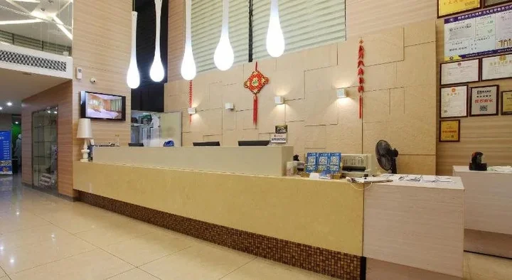 Цзинчжоу: Yunqi Hotel
