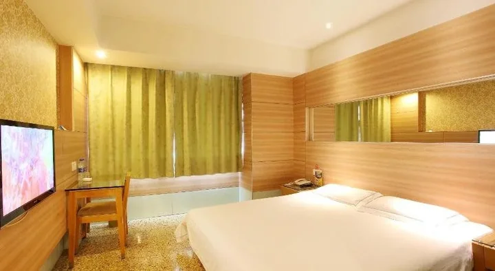 Цзинчжоу: Yunqi Hotel
