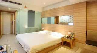 Цзинчжоу: Yunqi Hotel