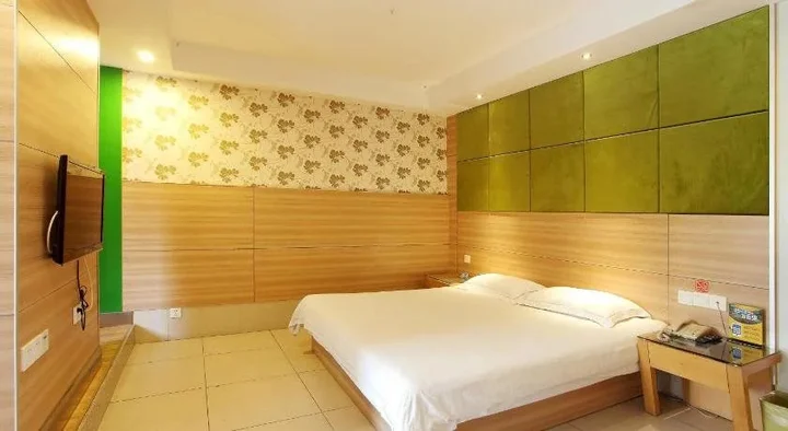 Цзинчжоу: Yunqi Hotel
