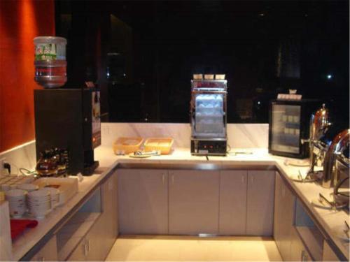 Шэньчжэнь: Jinjiang Inn Shenzhen Luohu Mix City Branch