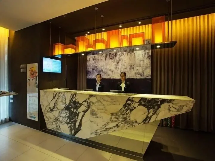 Лючжоу: Jinjiang Inn Liuzhou Bubugao Square North Station