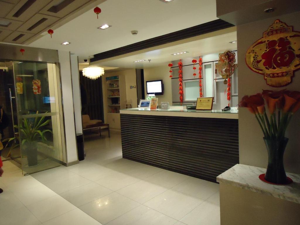 Уху: Jinjiang Inn Wuhu Fangte Yinhu North Road