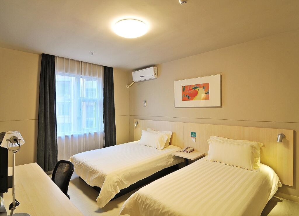 Сямынь: Jinjiang Inn Xiamen Hexiang Road West