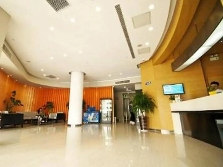 Линьи: Jinjiang Inn Jinqueshan Road