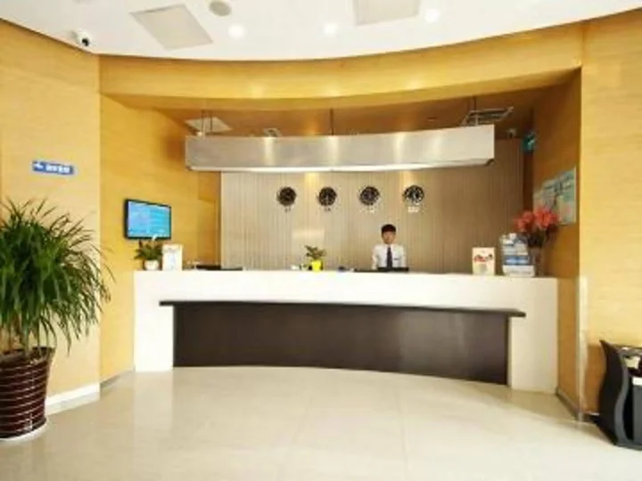 Линьи: Jinjiang Inn Jinqueshan Road