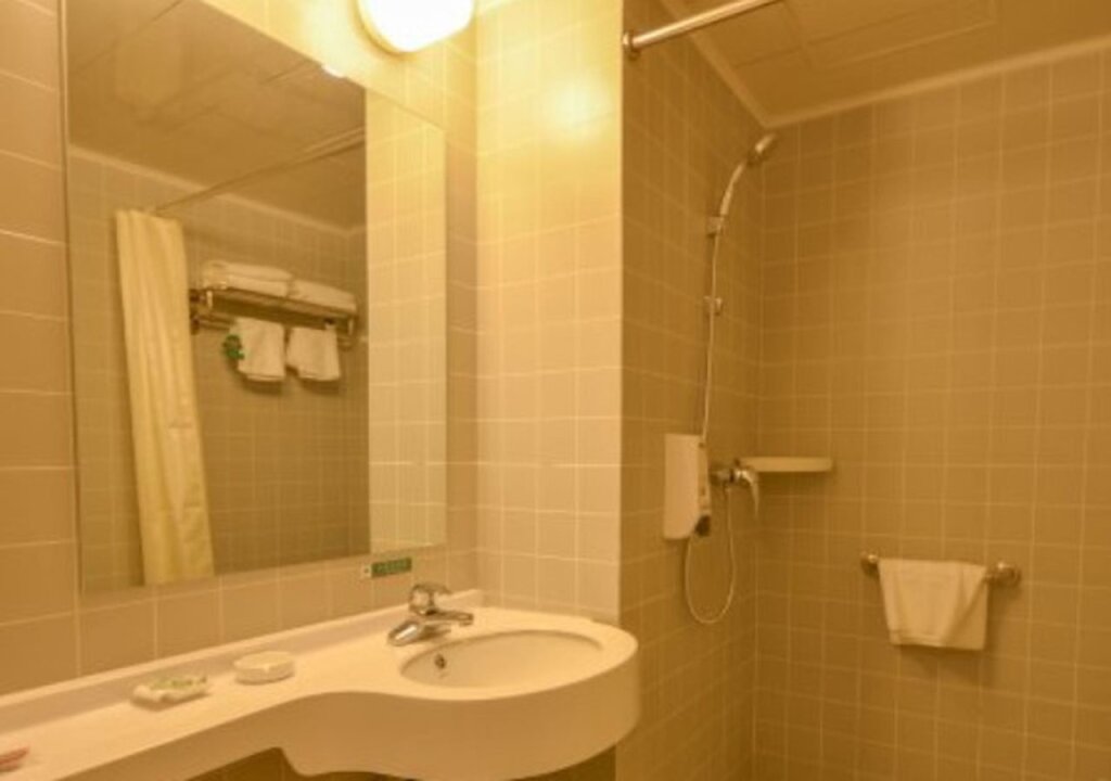 Синин: Jinjiang Inn Xining Wanda Square Branch