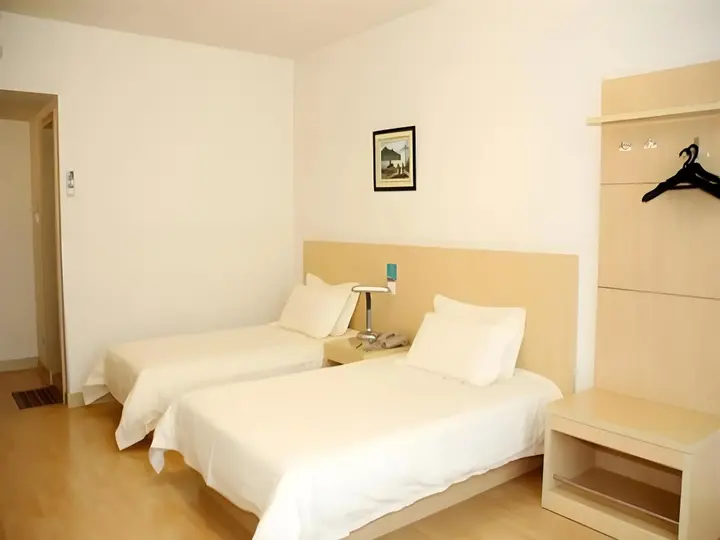 Шанхай: Jinjiang Inn Taicang Shanghai Lu