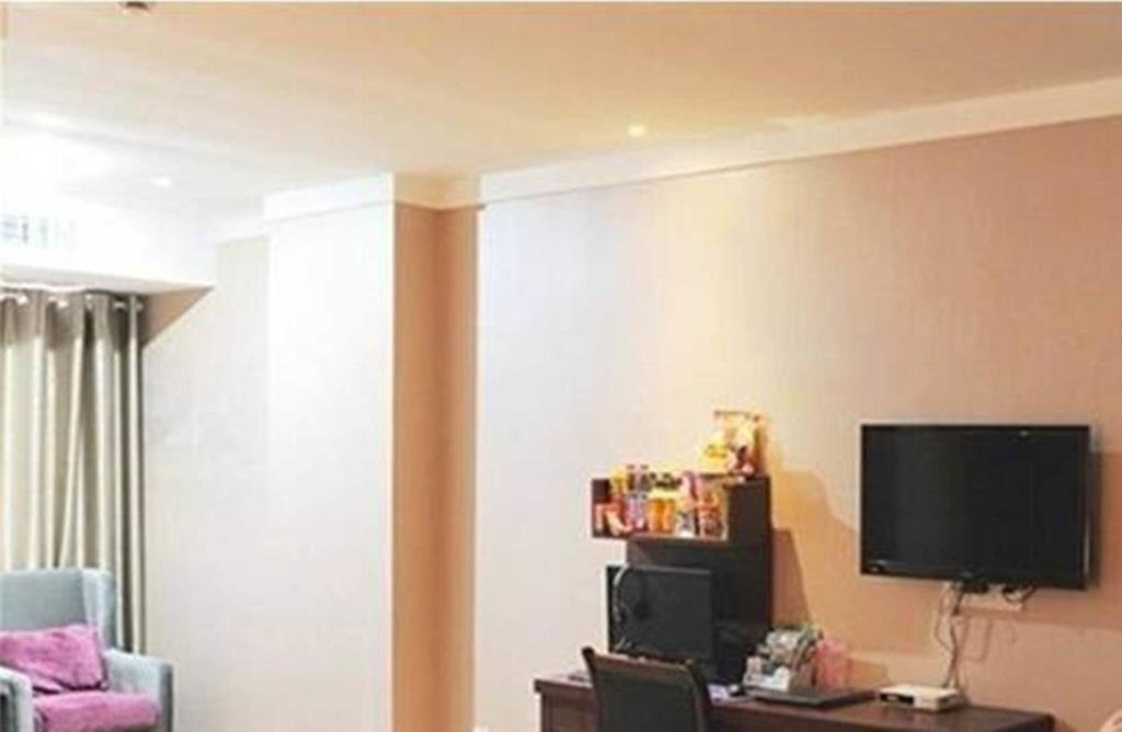 Цзинмэнь: Jingmen Longtin Hotel