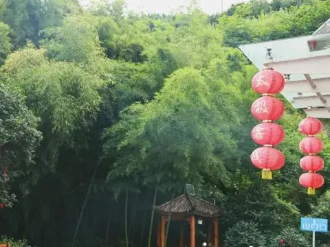 Шиянь: Taiji Inn