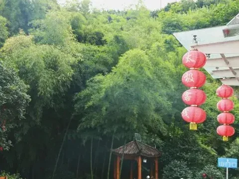 Шиянь: Taiji Inn