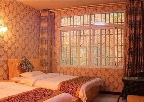 Ибинь: Zhuxiange Hotel