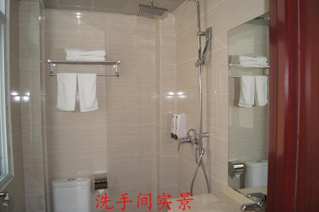 Эньши: Enshi Longwan Holiday Inn