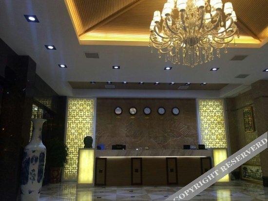 Эньши: Yuhuangge Hotel