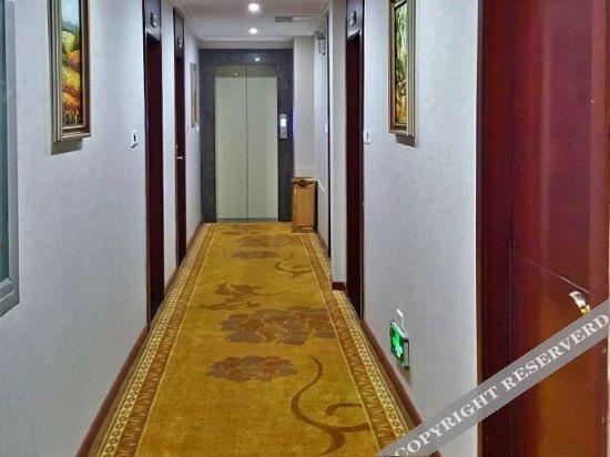 Эньши: Yuhuangge Hotel
