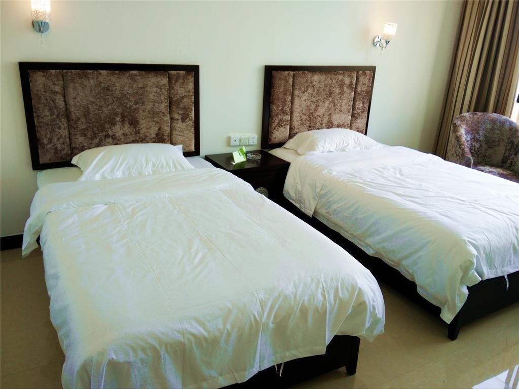 Яншо: Guilin Yangshuo Jingying Huanle Village Holiday Inn