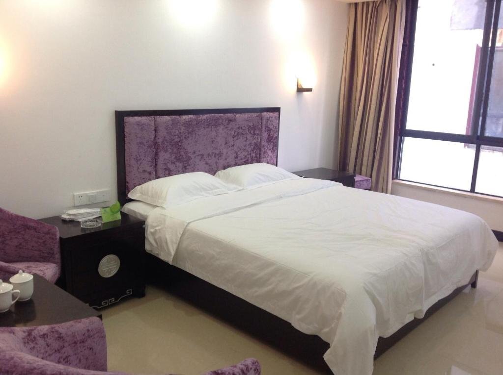 Яншо: Guilin Yangshuo Jingying Huanle Village Holiday Inn