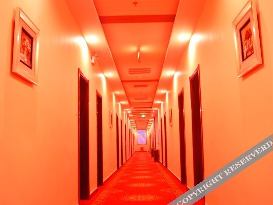 Лянфан: Shengfang Jinye Hotel