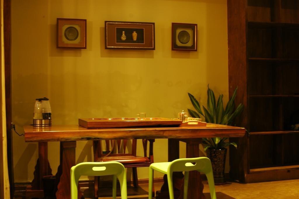 Гуйлинь: Guilin Jiuzaipangbian Boutique Inn