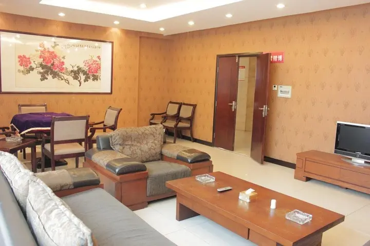 Шиянь: Wudangshan Taihe Xuanwu Hotel