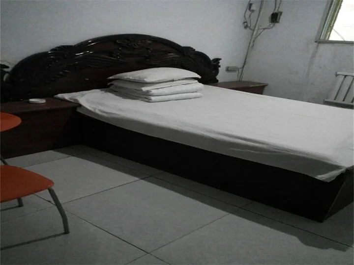 Цзинань: Zhangqiu Fuhua Inn
