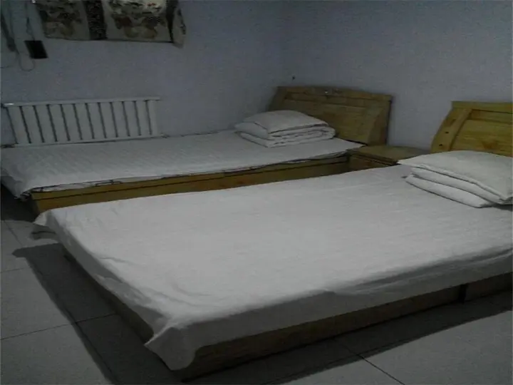 Цзинань: Zhangqiu Fuhua Inn