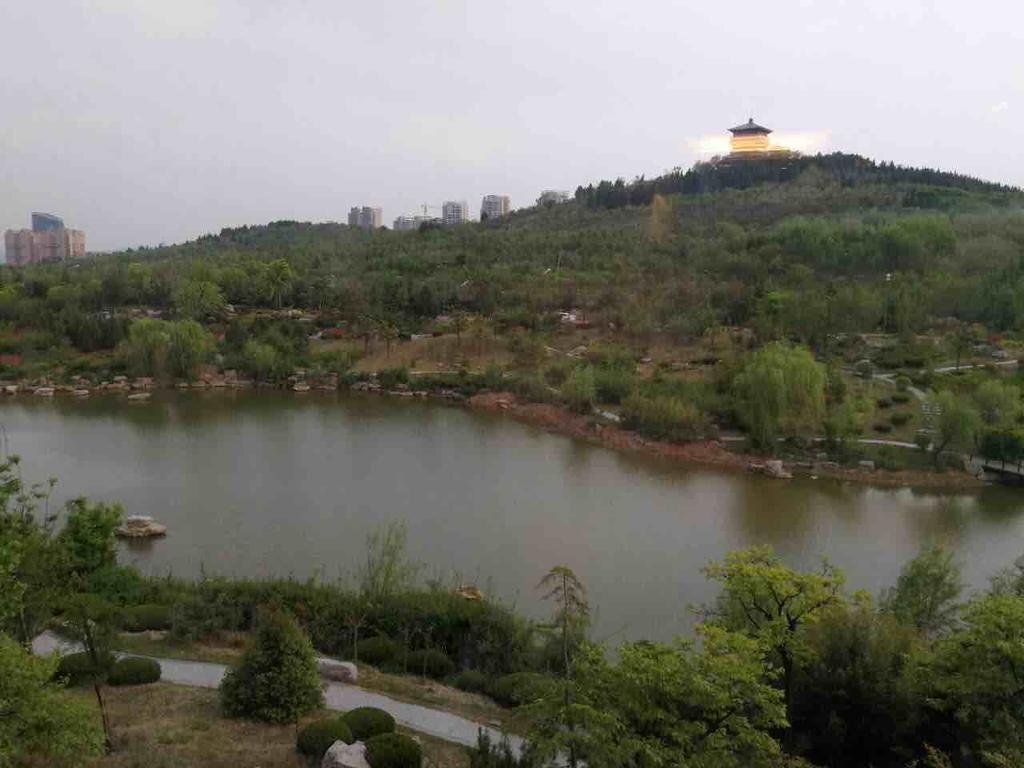 Цзаочжуан: Huiwen Inn