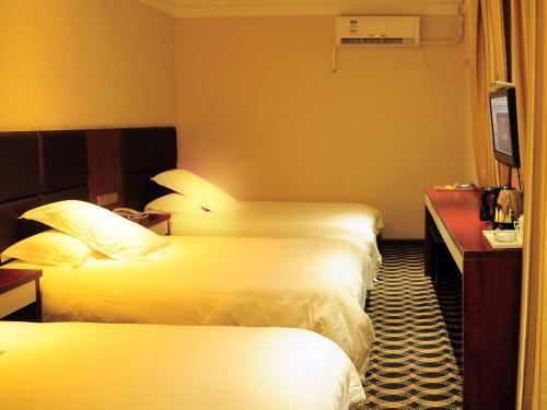 Шиянь: Xinling Business Hotel