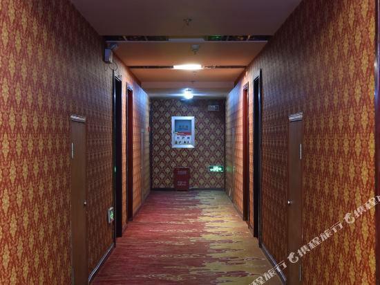 Xianfeng Jintian Holiday Inn — фото 3