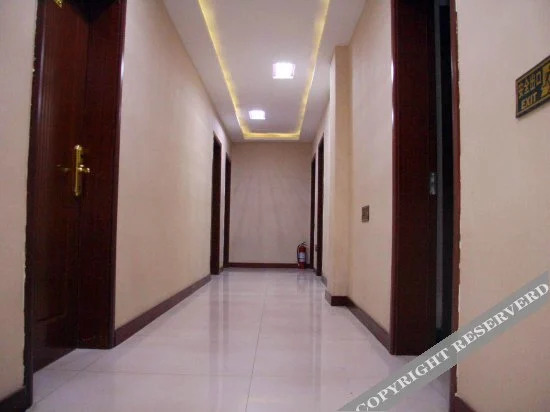 Хандань: Yinxue Holiday Inn