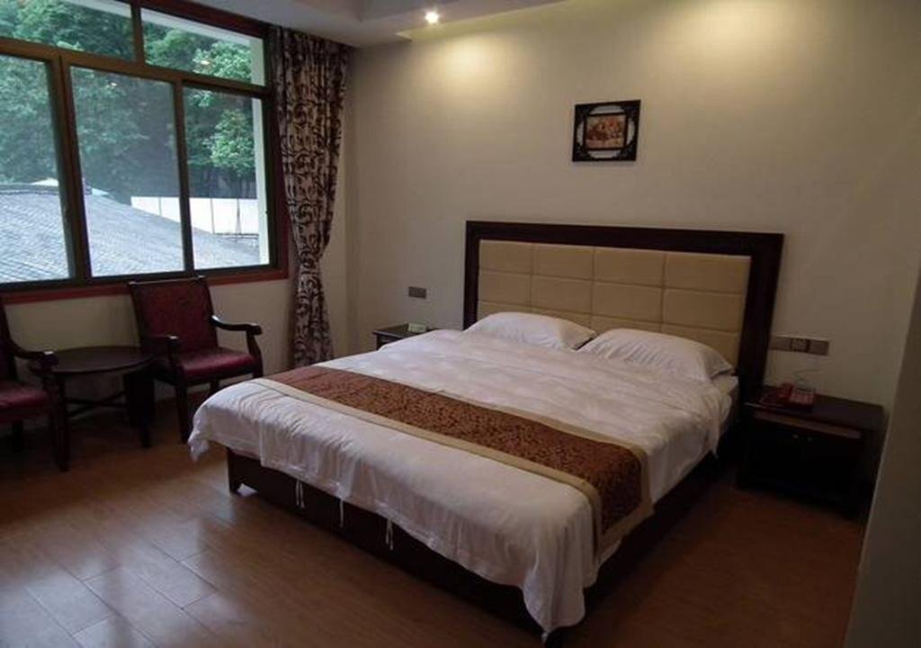 Лешан: Emei Mountain Fuhu Resort