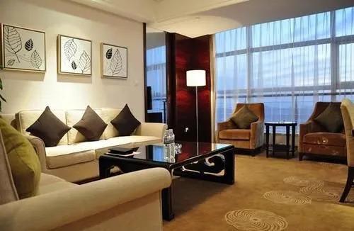 Zaozhuang Hangyuan Business Hotel — фото 1
