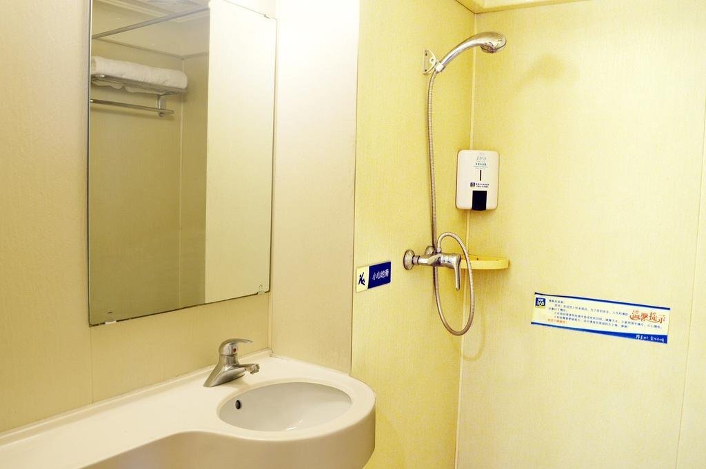 Шицзячжуан: Eaka Hotel Shijiazhuang Hezuo Road Branch