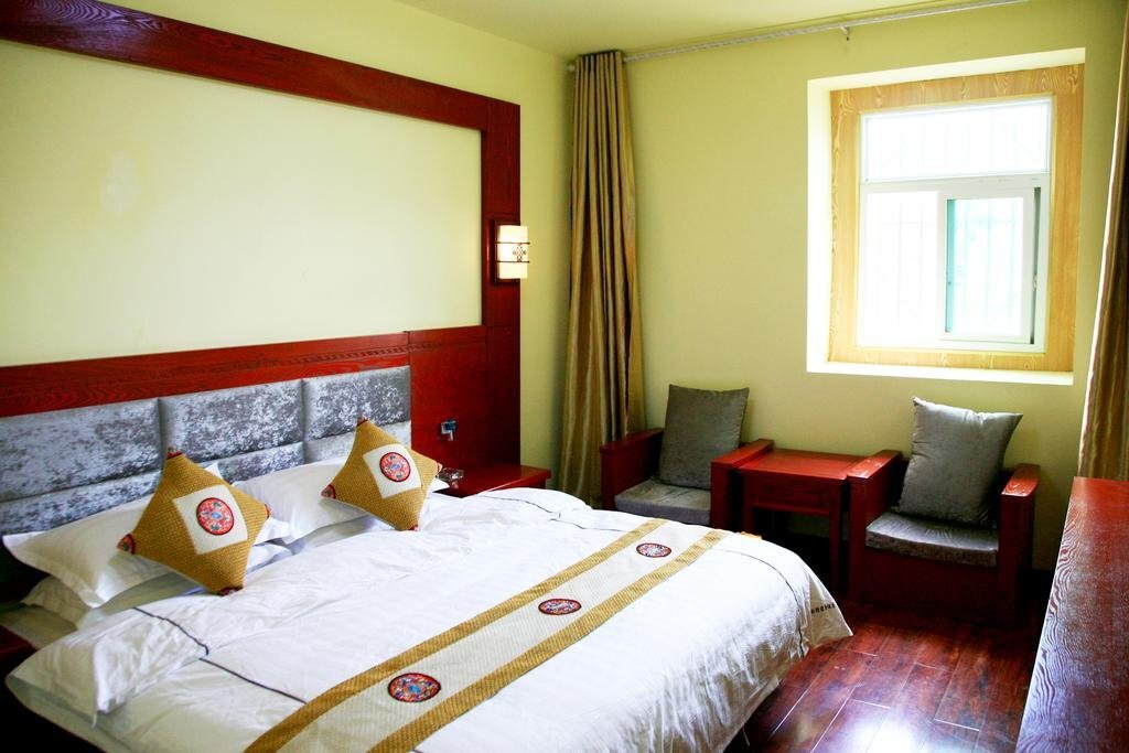 Дабба: Yading Horizon Hotel