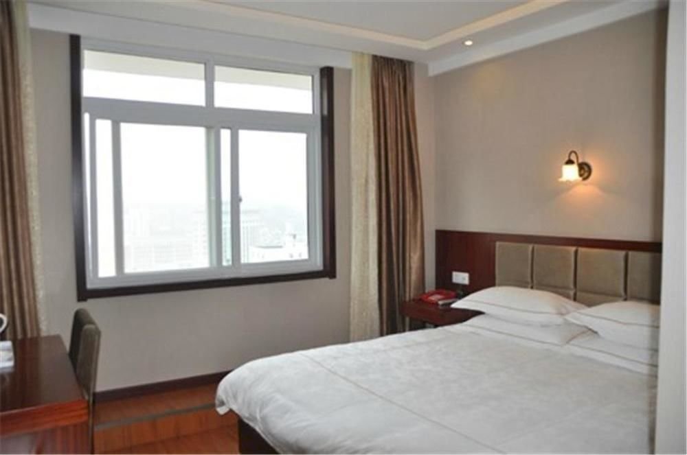 Enshi Xihe Business Hotel — фото 4