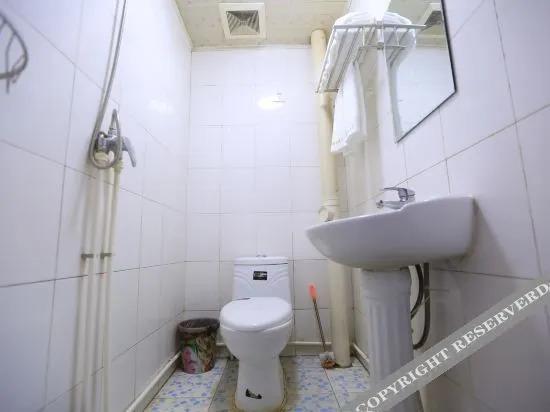 Лянфан: Xinyue Express Hotel