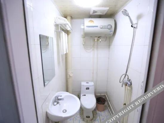 Лянфан: Xinyue Express Hotel