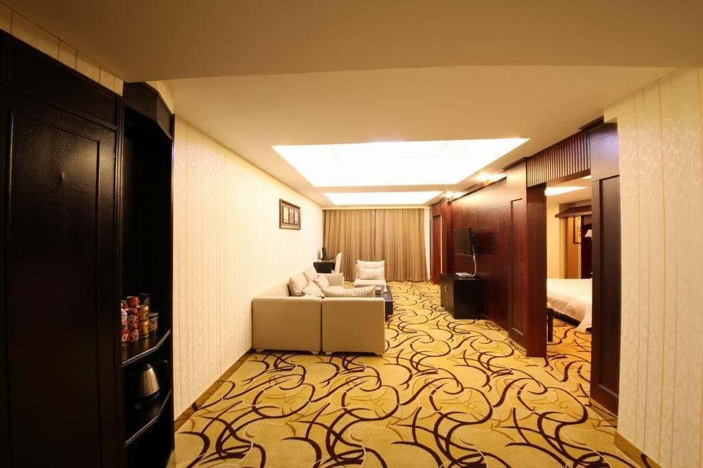 Дунъян: Dongyang International Hotel