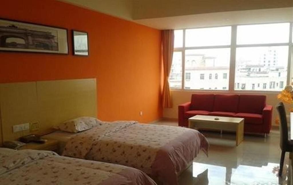 Дунгуань: 8 Inns Dongguan Qiaotou Branch