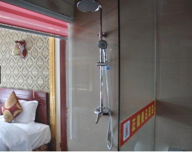 Шангри-Ла: Shangri-La Zhenglong Holiday Hotel