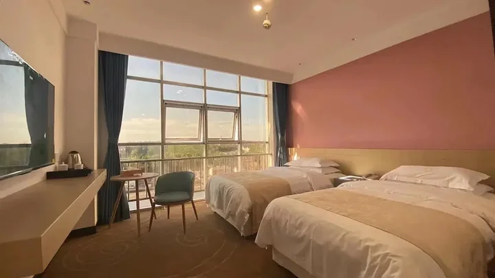 Циндао: Fusheng Hotel