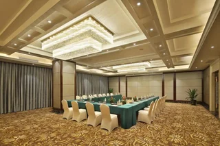 Чэнду: Howard Johnson Zunyue Hotel Chengdu