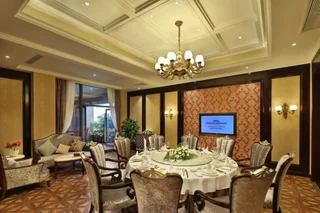 Чэнду: Howard Johnson Zunyue Hotel Chengdu