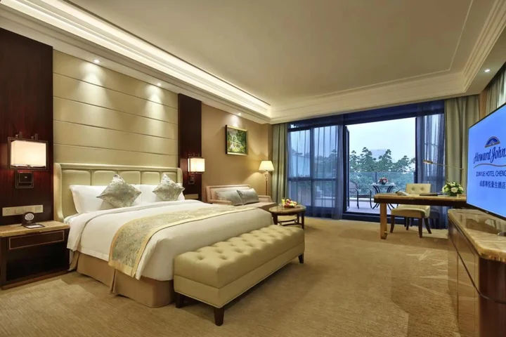 Чэнду: Howard Johnson Zunyue Hotel Chengdu