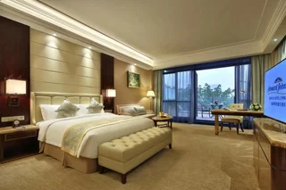 Чэнду: Howard Johnson Zunyue Hotel Chengdu