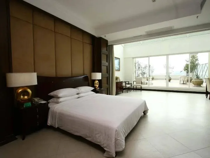 Фошань: Clifford Golden Lake Hotel