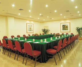 Фошань: Clifford Golden Lake Hotel