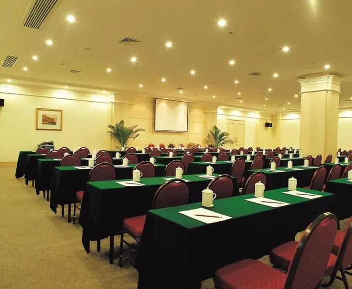 Фошань: Clifford Golden Lake Hotel