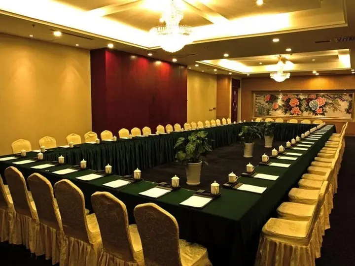 Шанхай: Great Tang Hotel